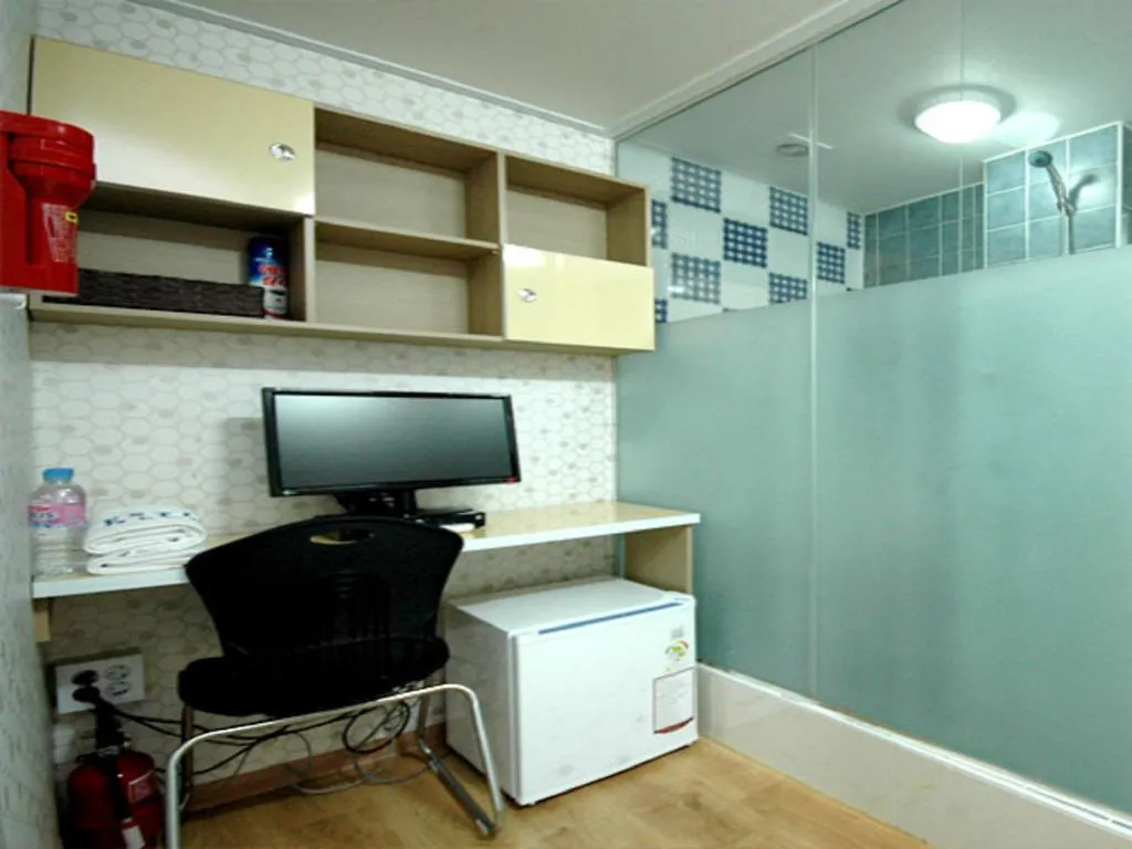 Vestin Residence Myeongdong Seoul Hostel