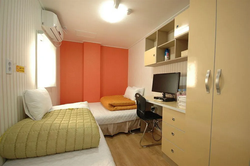 Vestin Residence Myeongdong Seoul Hostel